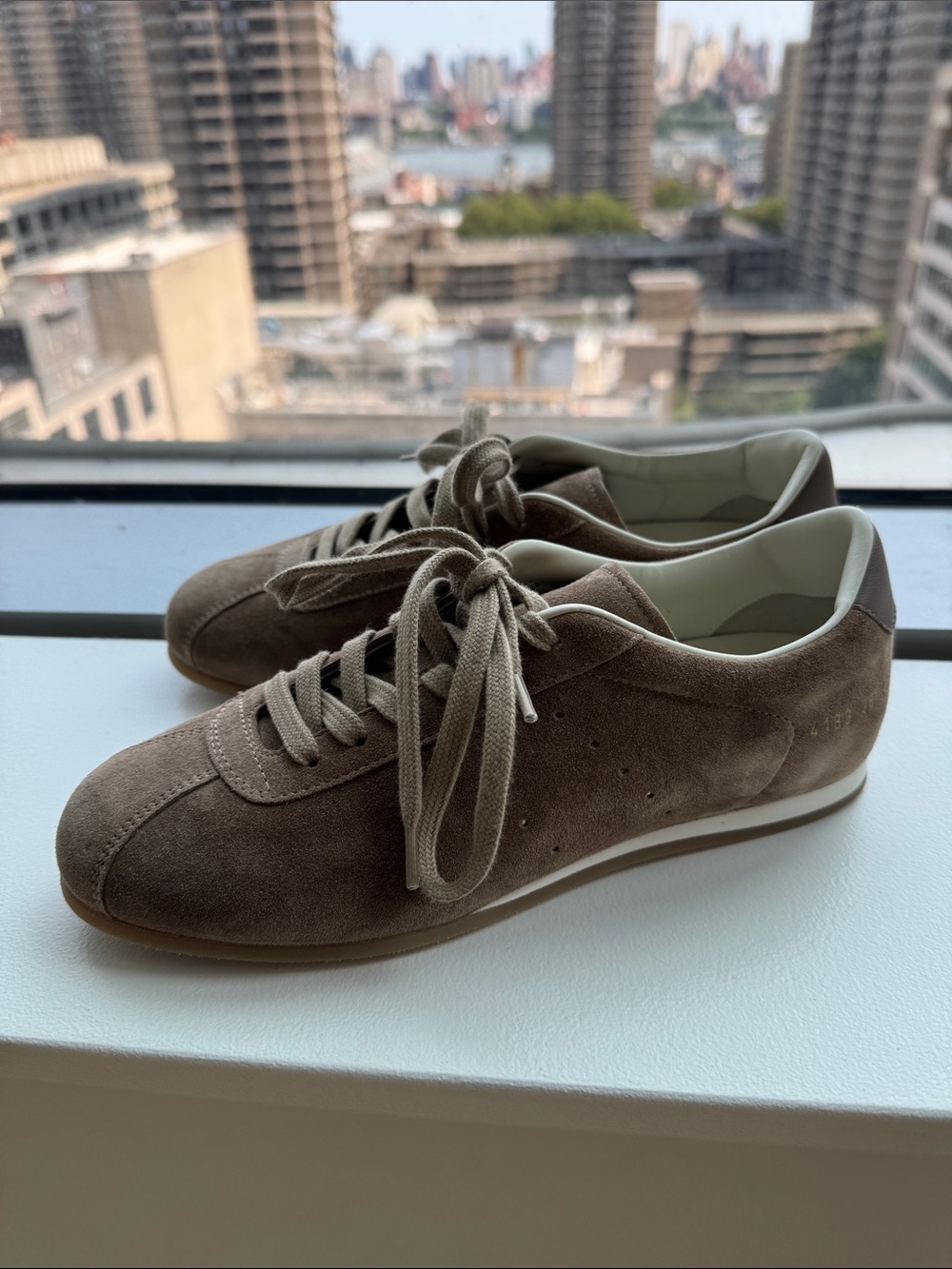 Woman by Common Projects 38